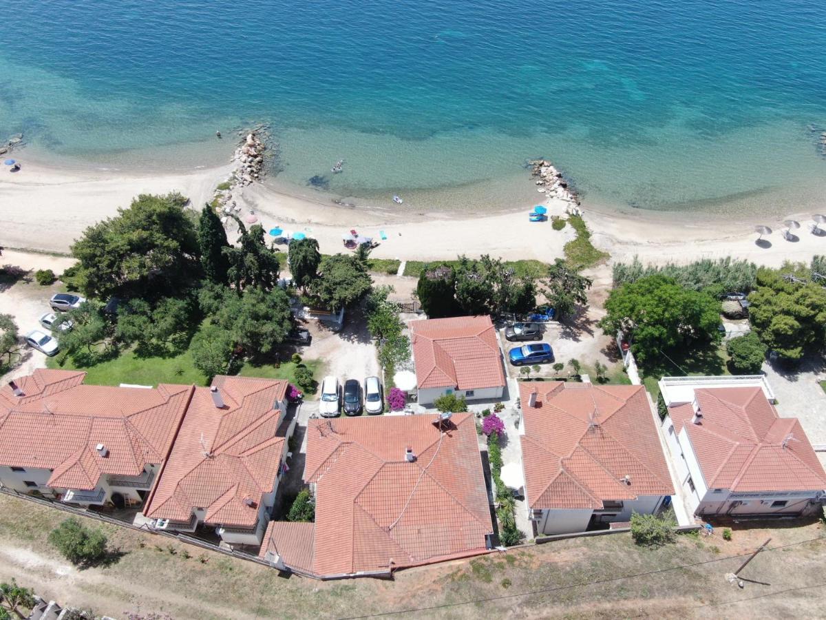 Porto Almira Beachfront House نيكيتي المظهر الخارجي الصورة